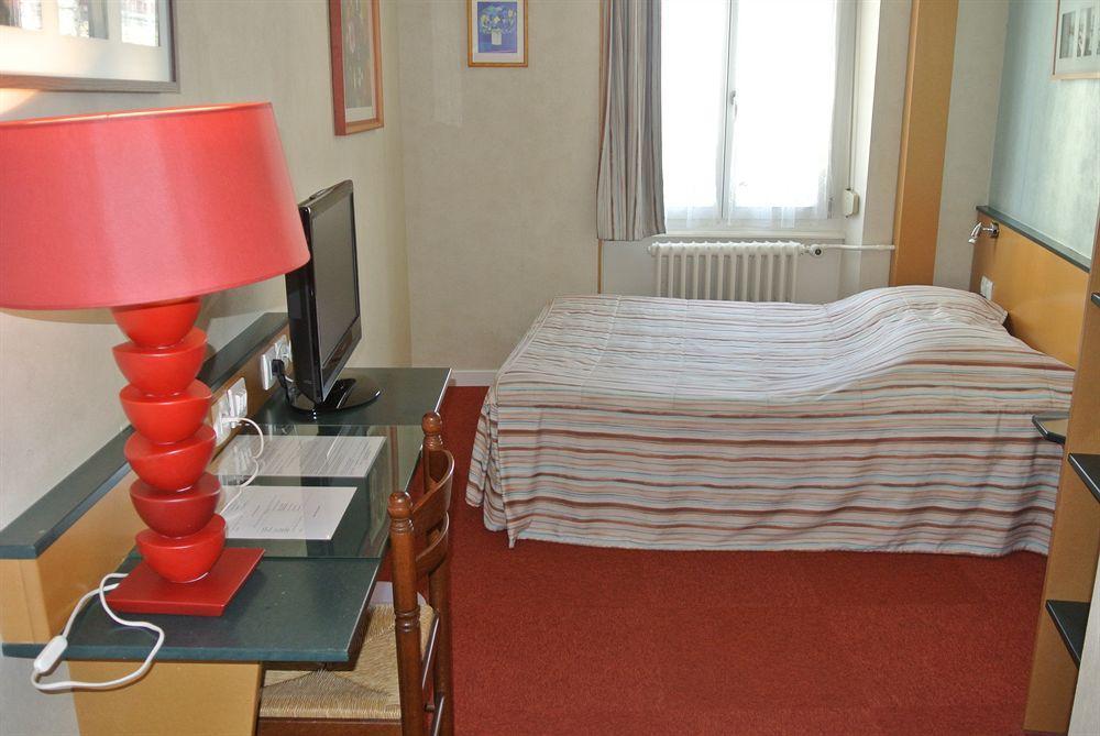 Hotel De L'Ill Strasbourg Eksteriør billede